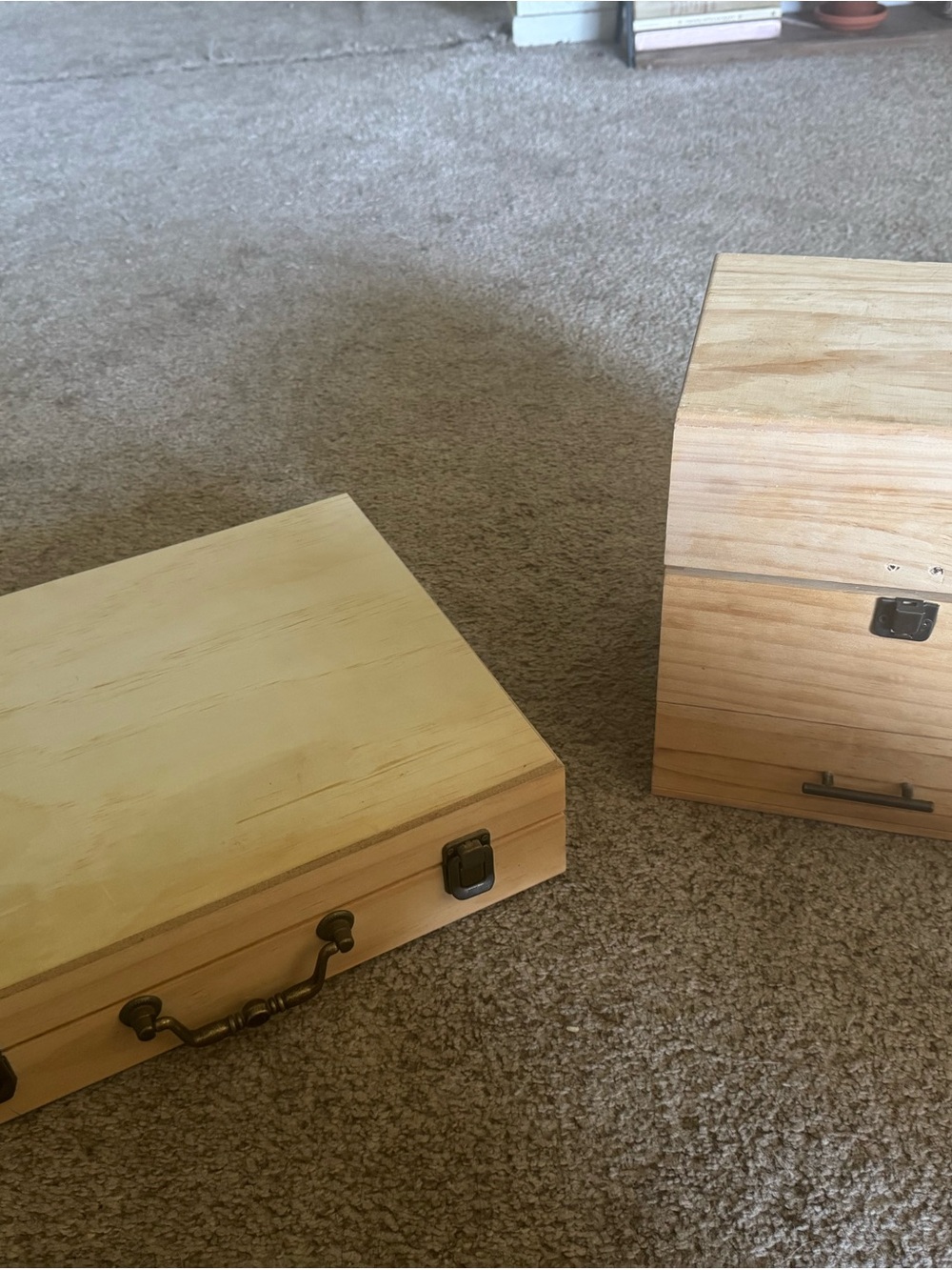 Natural Wood essential oil Box with Antique-Style Hardware - Light Wood